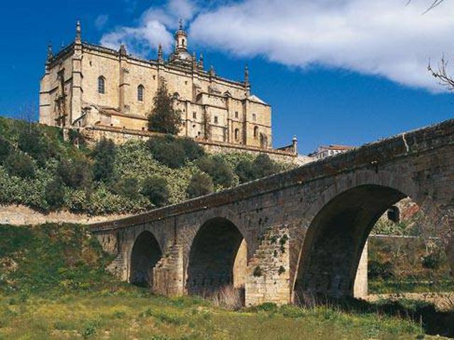 Coria - Catedral y Puente