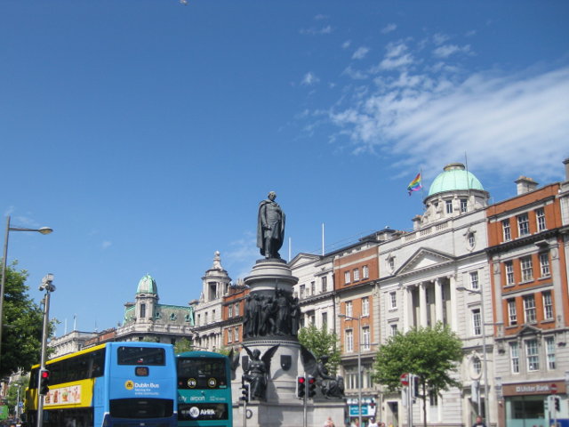 Pasear por O'Connell Street, la principal calle de Dublín