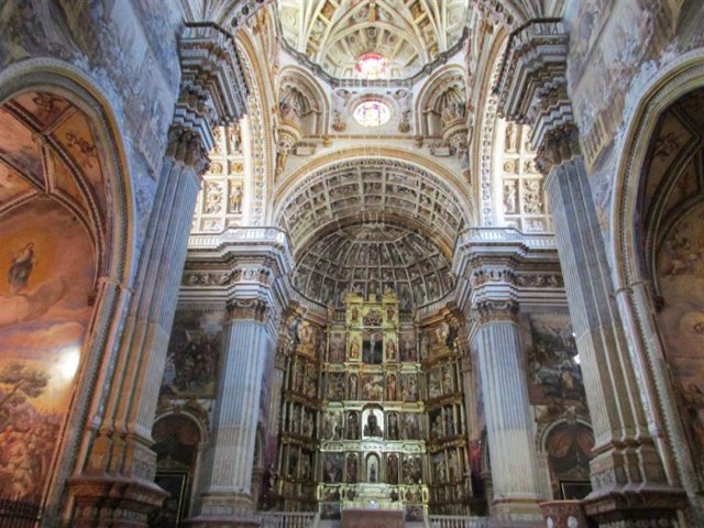 que hacer en Granada en 3 dias- Monasterio San Jerónimo - Interior
