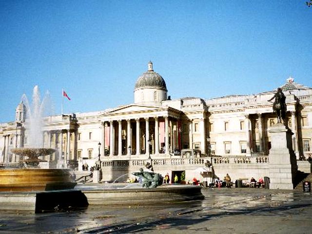 Visitar Trafalgar Square y su famosa Columna de Nelson